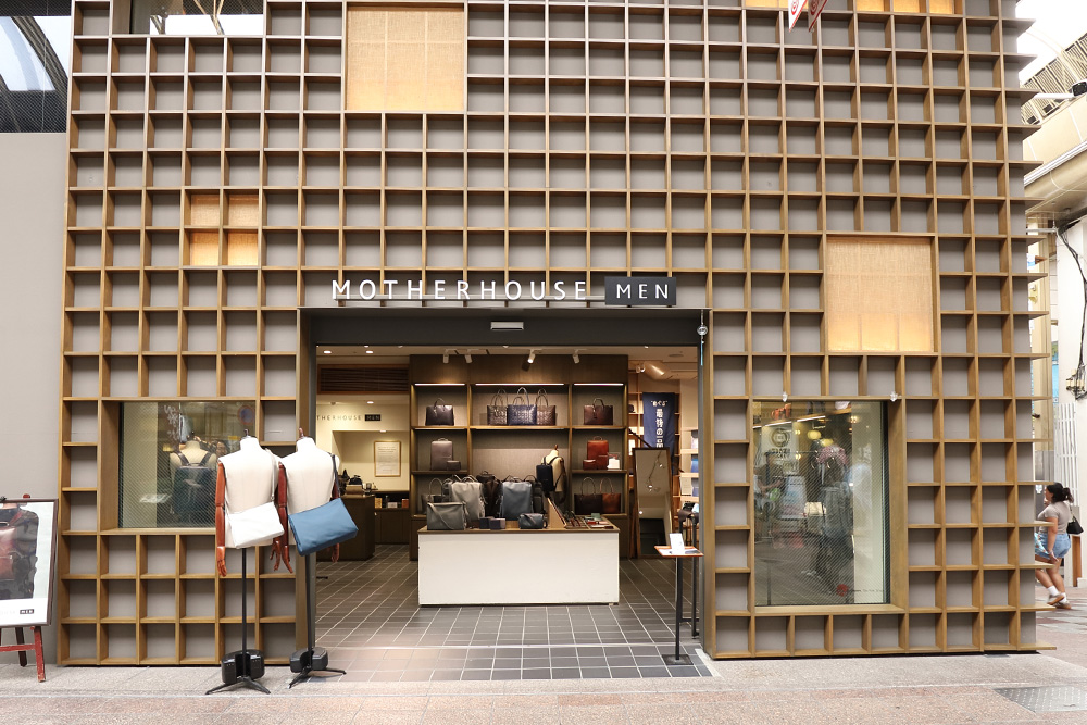 マザーハウス 京都三条メンズ店